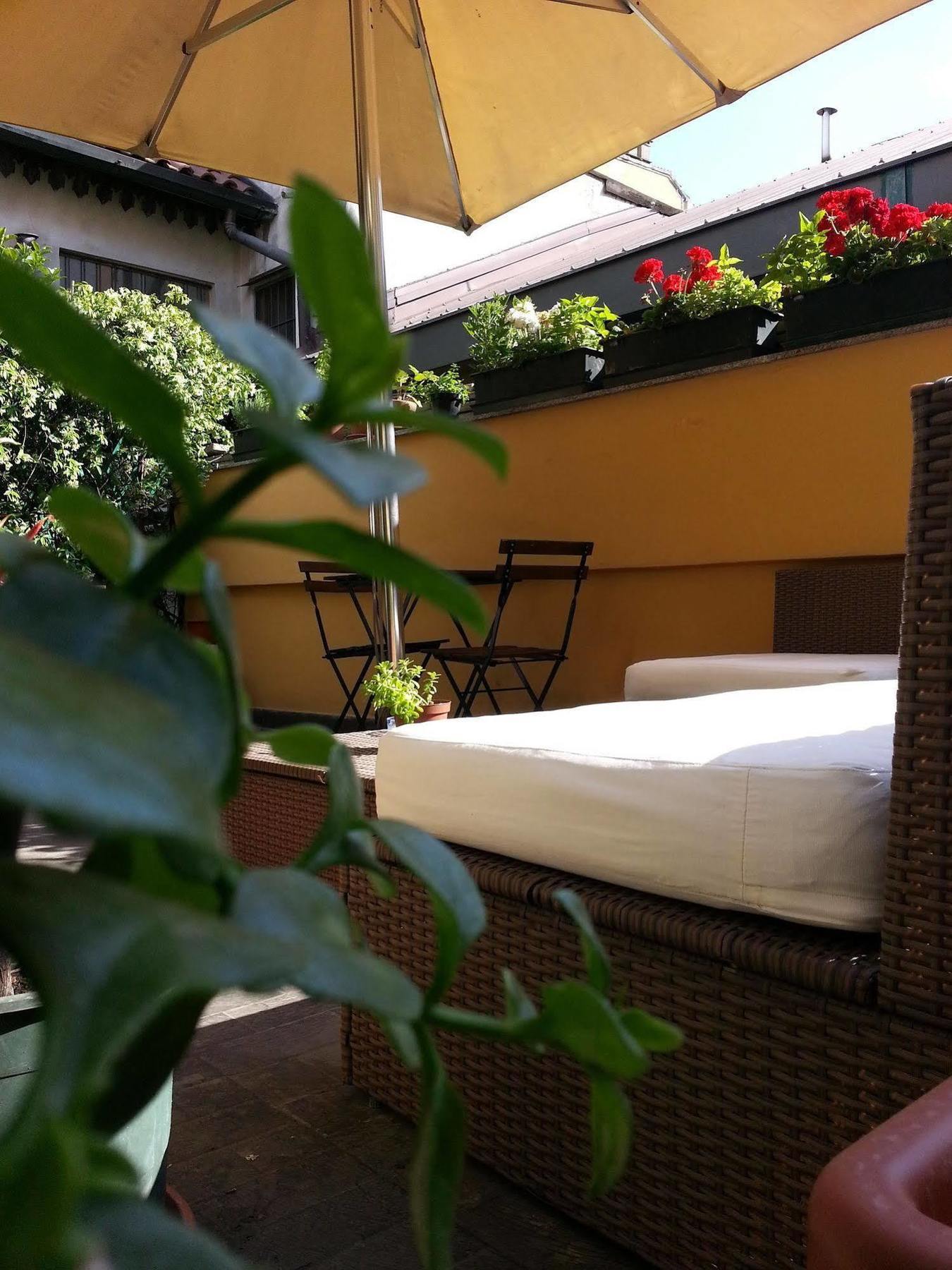 Bed and Breakfast Gioia House Milán Exterior foto